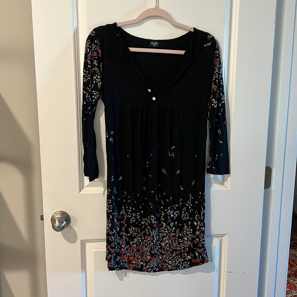 Comfy Flowered Girl’s Dress